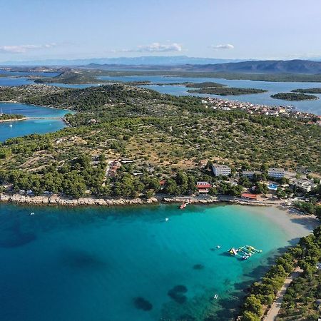 Camp Lostura Slanica Μούρτερ Εξωτερικό φωτογραφία