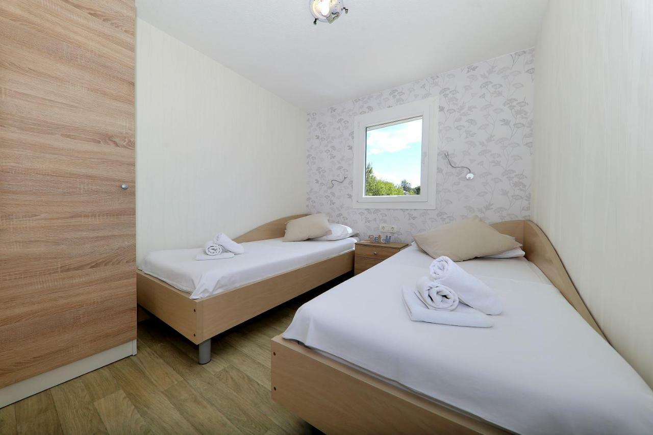 Camp Lostura Slanica Μούρτερ Εξωτερικό φωτογραφία